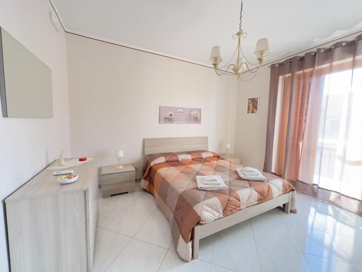 La Pigna Delle Aci Apartment Acireale Exteriör bild