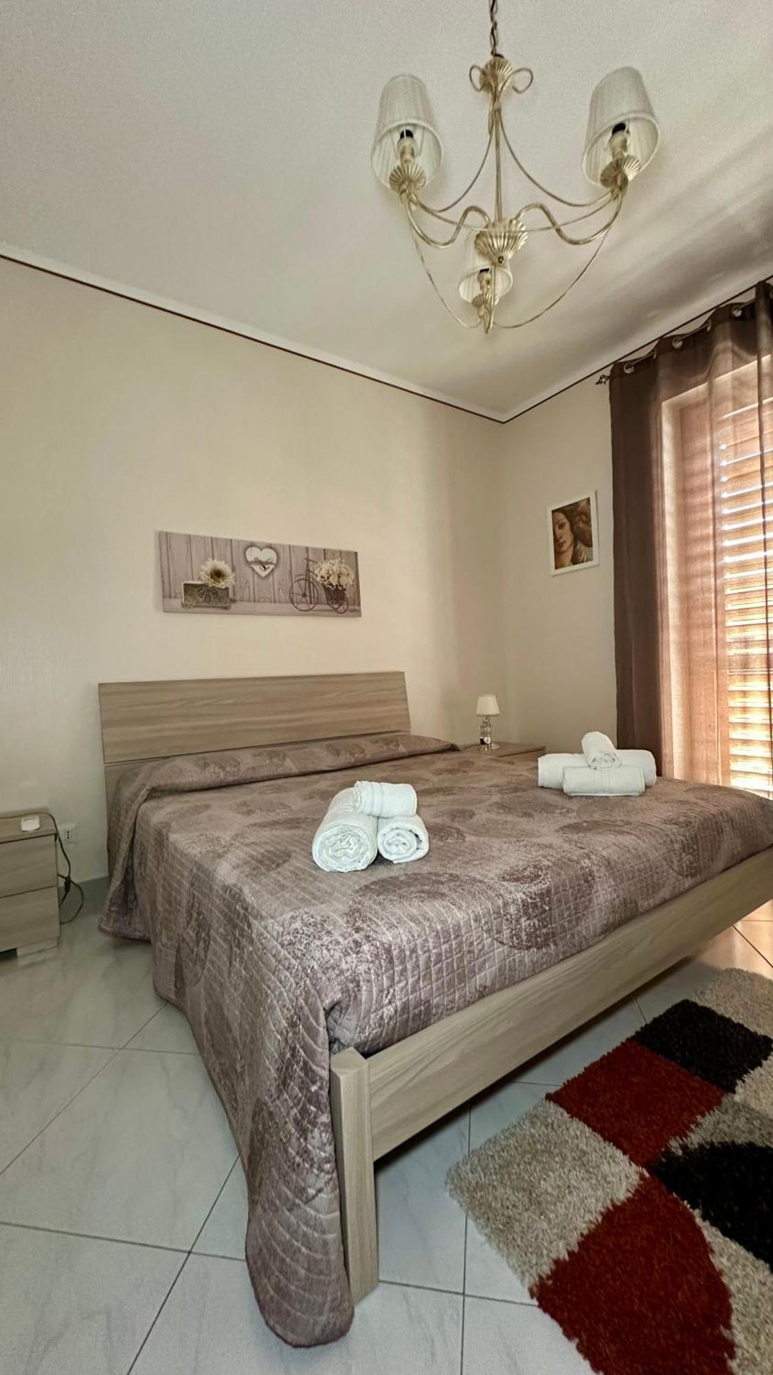 La Pigna Delle Aci Apartment Acireale Exteriör bild